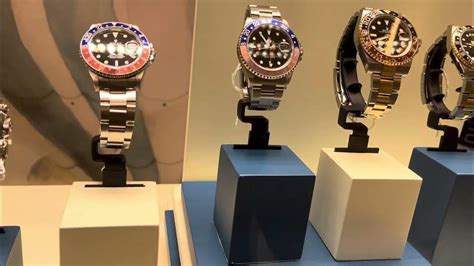 Sale of Rolex in Florence, new and second